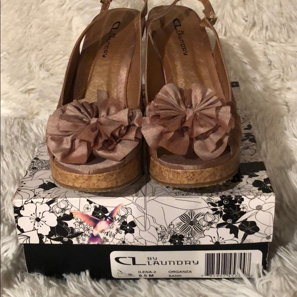 Ladies wedge heels